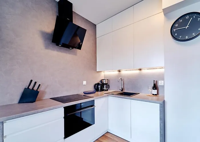 Laguna 20 Apartament Elegancki * 폴라니카-즈루이